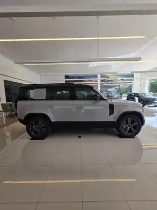 LAND ROVER-DEFENDER-3.0 D350 TURBO DIESEL MHEV 110 X-DYNAMIC HSE AWD AUTOMÁTICO LAND ROVER-DEFENDER-2025