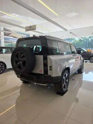 LAND ROVER-DEFENDER-3.0 D350 TURBO DIESEL MHEV 110 X-DYNAMIC HSE AWD AUTOMÁTICO LAND ROVER-DEFENDER-2025