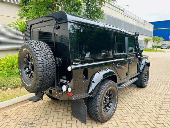 LAND ROVER-DEFENDER-2.5 HARD TOP 110 TURBO DIESEL 4P MANUAL LAND ROVER-DEFENDER-2004