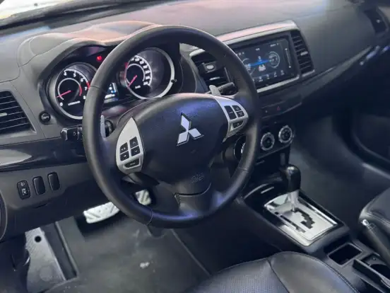 MITSUBISHI-LANCER-2.0 HLE 16V GASOLINA 4P AUTOMÁTICO MITSUBISHI-LANCER-2016