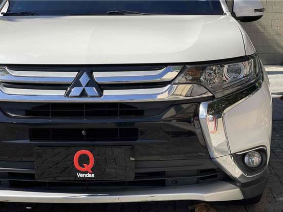 MITSUBISHI-OUTLANDER-2.0 16V GASOLINA 4P AUTOMÁTICO MITSUBISHI-OUTLANDER-2015