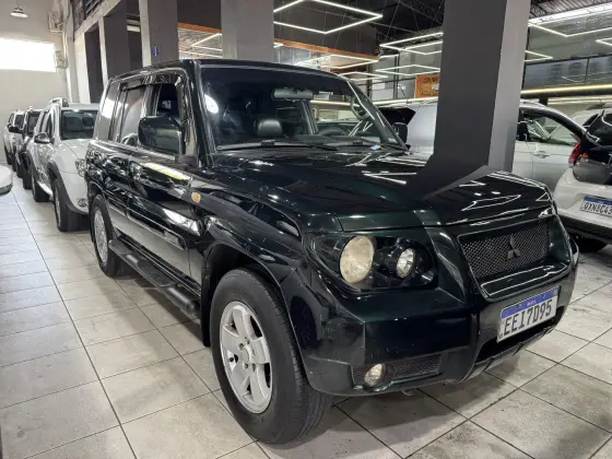 MITSUBISHI PAJERO 2.5 HD 4X4 8V TURBO INTERCOOLER DIESEL 4P MANUAL MITSUBISHI PAJERO 2.5 HD 4X4 8V TURBO INTERCOOLER DIESEL 4P MANUAL