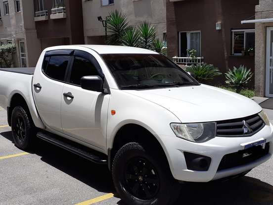 MITSUBISHI-L200 TRITON-3.2 GLX 4X4 CD 16V TURBO INTERCOLER DIESEL 4P MANUAL MITSUBISHI-L200 TRITON-2012