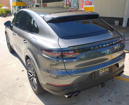 PORSCHE-CAYENNE-2020