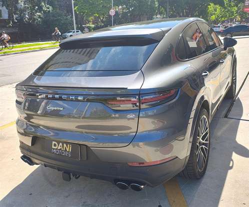 PORSCHE-CAYENNE-2020