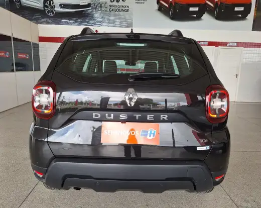 RENAULT-DUSTER-2022