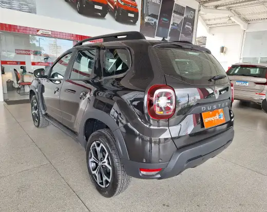 RENAULT-DUSTER-2022