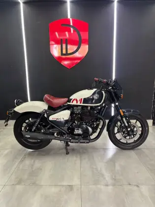 ROYAL ENFIELD SHOTGUN 650 STENCIL WHITE ROYAL ENFIELD SHOTGUN 650 STENCIL WHITE