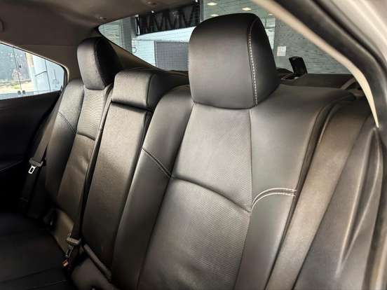 TOYOTA-COROLLA-2020