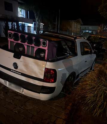 VOLKSWAGEN-SAVEIRO-2009