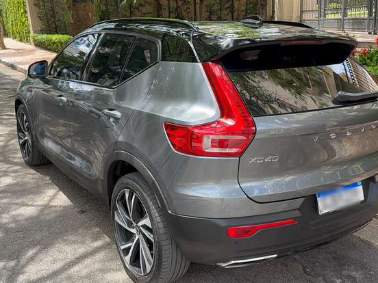 VOLVO-XC40-2.0 T5 GASOLINA R-DESIGN AWD GEARTRONIC VOLVO-XC40-2018