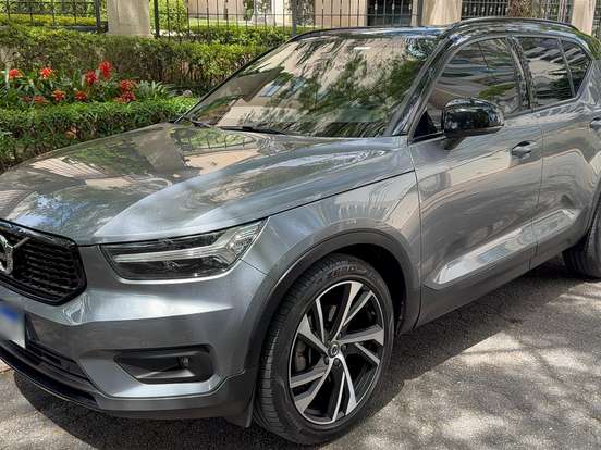 VOLVO-XC40-2.0 T5 GASOLINA R-DESIGN AWD GEARTRONIC VOLVO-XC40-2018