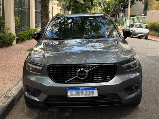 VOLVO-XC40-2.0 T5 GASOLINA R-DESIGN AWD GEARTRONIC VOLVO-XC40-2018