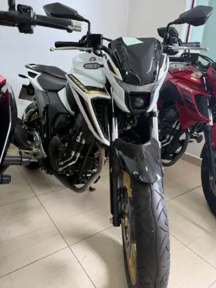YAMAHA FZ25 FAZER CONNECTED ABS 