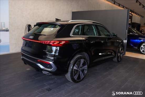 AUDI-Q5-2025