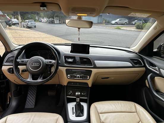 AUDI-Q3-2015