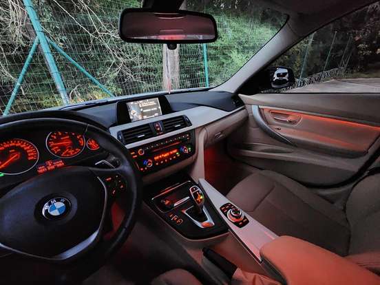 BMW-320i-2015