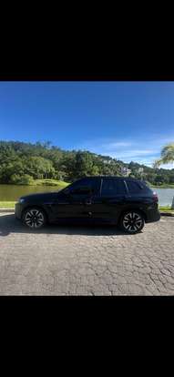 BMW-iX3-2023