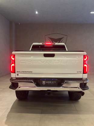 CHEVROLET-SILVERADO-2021