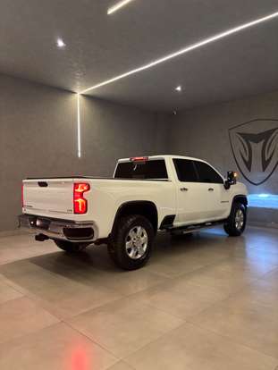 CHEVROLET-SILVERADO-2021