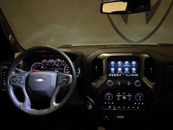 CHEVROLET-SILVERADO-6.6 V8 DURAMAX DIESEL 2500HD LTZ CHASSI 4WD AUTOMÁTICO CHEVROLET-SILVERADO-2021