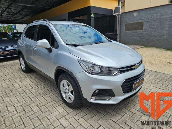 CHEVROLET-TRACKER-2017