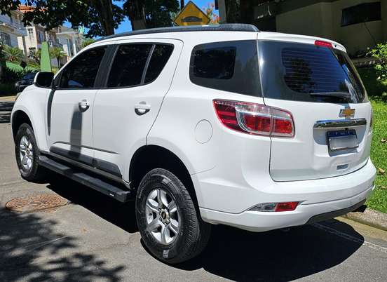 CHEVROLET-TRAILBLAZER-2019