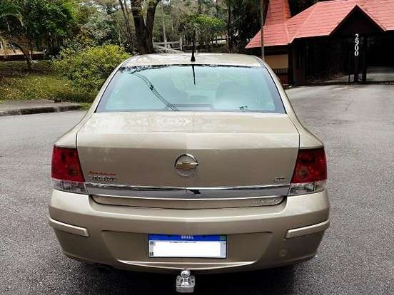 CHEVROLET-VECTRA-2.0 MPFI ELEGANCE 8V FLEX 4P MANUAL CHEVROLET-VECTRA-2005