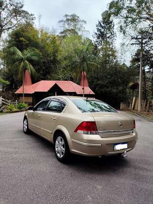 CHEVROLET-VECTRA-2.0 MPFI ELEGANCE 8V FLEX 4P MANUAL CHEVROLET-VECTRA-2005