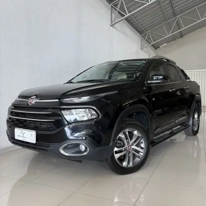 FIAT TORO 2.4 16V MULTIAIR FLEX VOLCANO AT9 FIAT TORO 2.4 16V MULTIAIR FLEX VOLCANO AT9
