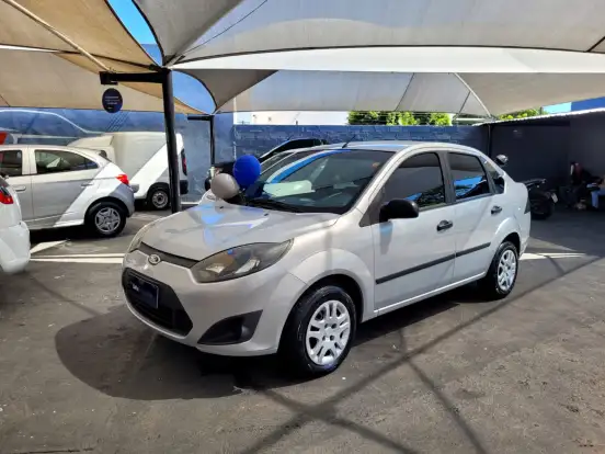 FORD-FIESTA-2010