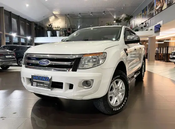 FORD RANGER 3.2 XLT 4X4 CD 20V DIESEL 4P AUTOMÁTICO