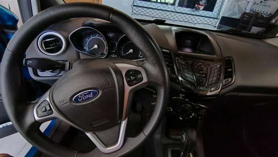 FORD-FIESTA-2013
