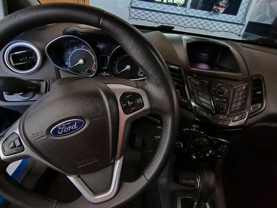 FORD-FIESTA-1.6 TITANIUM HATCH 16V FLEX 4P POWERSHIFT FORD-FIESTA-2013