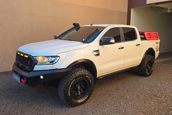 FORD RANGER 3.2 XLT 4X4 CD 20V DIESEL 4P AUTOMÁTICO