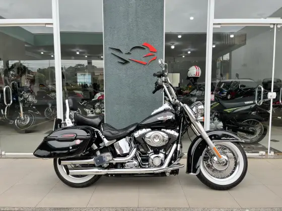 HARLEY-DAVIDSON SOFTAIL DELUXE 