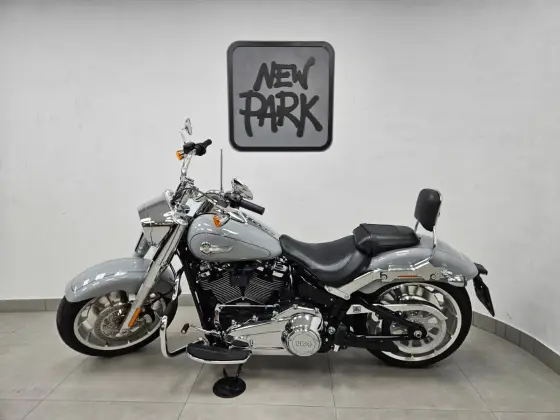 HARLEY-DAVIDSON SOFTAIL FAT BOY 114 