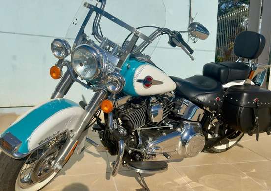 HARLEY-DAVIDSON-SOFTAIL HERITAGE CLASSIC-2017