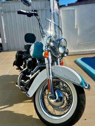 HARLEY-DAVIDSON-SOFTAIL HERITAGE CLASSIC-2017