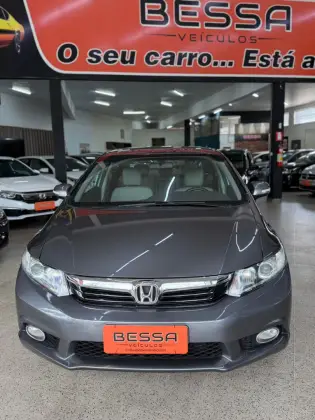 HONDA CIVIC 2.0 LXR 16V FLEX 4P AUTOMÁTICO HONDA CIVIC 2.0 LXR 16V FLEX 4P AUTOMÁTICO