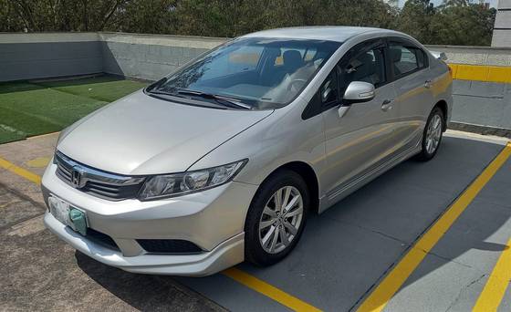 HONDA CIVIC 1.8 LXS 16V FLEX 4P AUTOMÁTICO