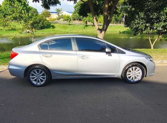 HONDA-CIVIC-2013