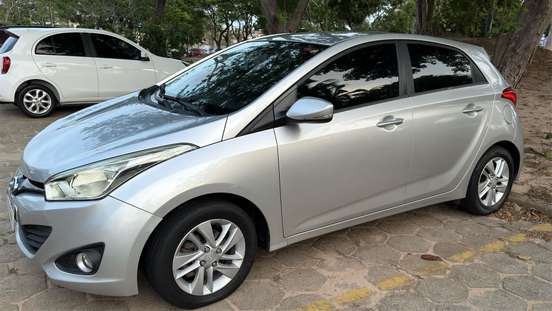 HYUNDAI-HB20-1.6 PREMIUM 16V FLEX 4P AUTOMÁTICO HYUNDAI-HB20-2012