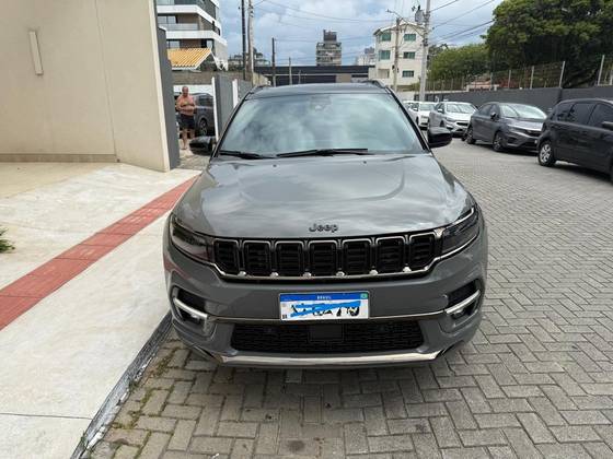 JEEP COMMANDER 2.0 HURRICANE 4 TURBO GASOLINA BLACKHAWK AT9