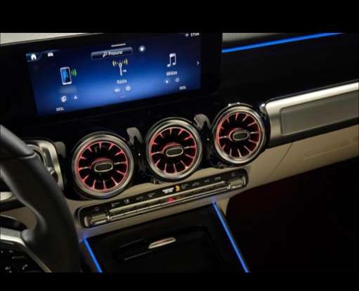 MERCEDES-BENZ-GLB 200-2024