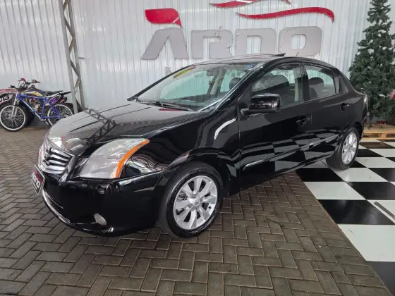 NISSAN SENTRA 2.0 SL 16V FLEX 4P AUTOMÁTICO NISSAN SENTRA 2.0 SL 16V FLEX 4P AUTOMÁTICO
