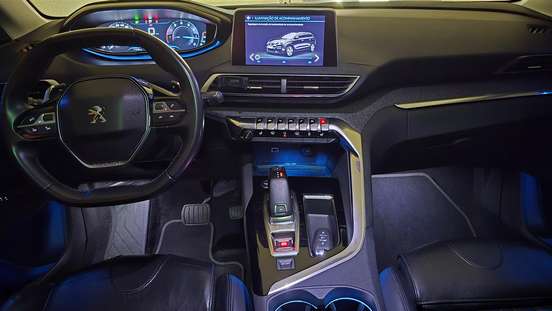 PEUGEOT-5008-1.6 GRIFFE THP 16V GASOLINA 4P AUTOMÁTICO PEUGEOT-5008-2018