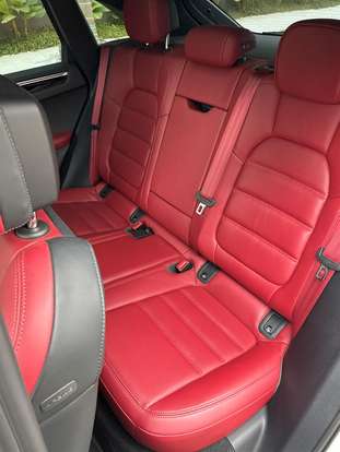 PORSCHE-MACAN-2023