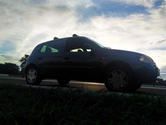 RENAULT-CLIO-1.0 RN 16V GASOLINA 4P MANUAL RENAULT-CLIO-2001