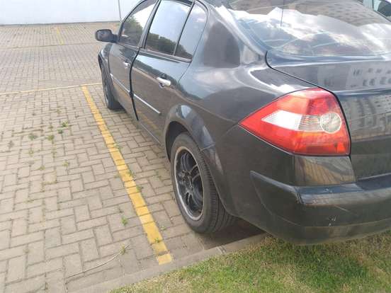 RENAULT-MEGANE-2006